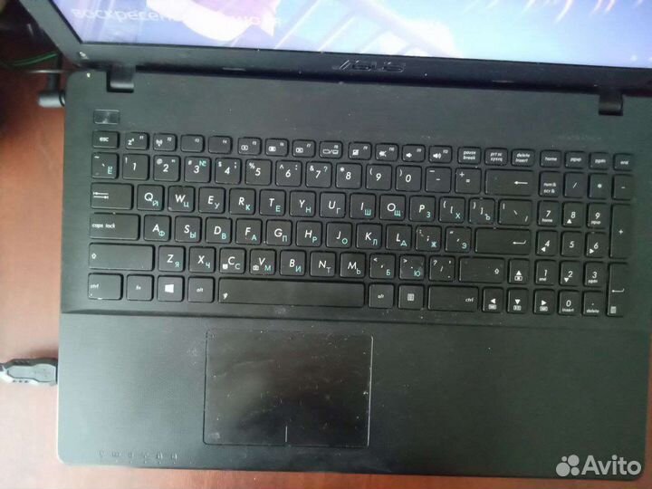 Ноутбук asus