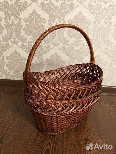 Корзина плетеная большая
