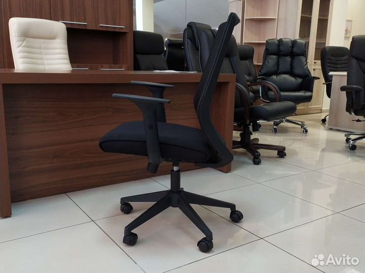 Компьютерное кресло Chairman 555 LT