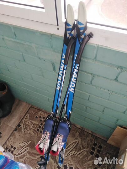 Беговые лыжи