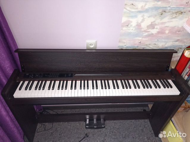 Цифровое пианино korg LP-380