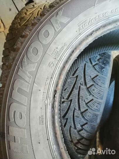 Hankook Winter I'Pike 215/60 R16
