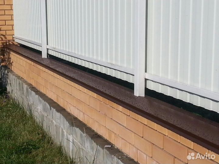 Парапетная крышка угольная 150мм 0,45 PE RAL 8017