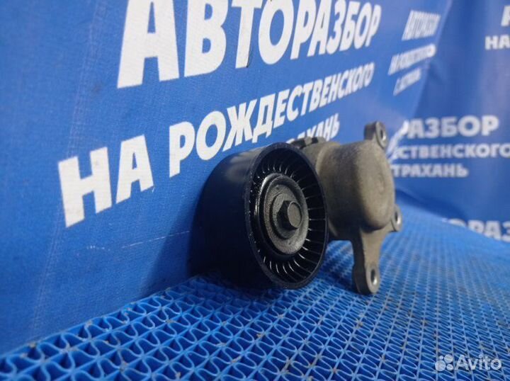 Натяжитель приводного ремня Ford Explorer