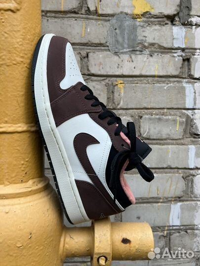 Nike Air Jordan 1 Low Mocha