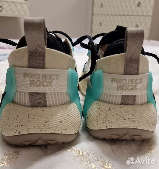 Кроссовки under armour hovr оригинал