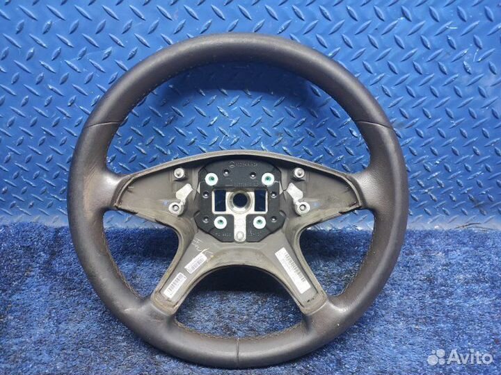 Руль Mercedes W204