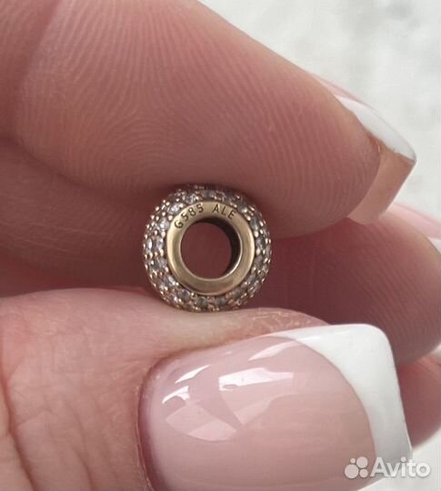 Украшение шарм