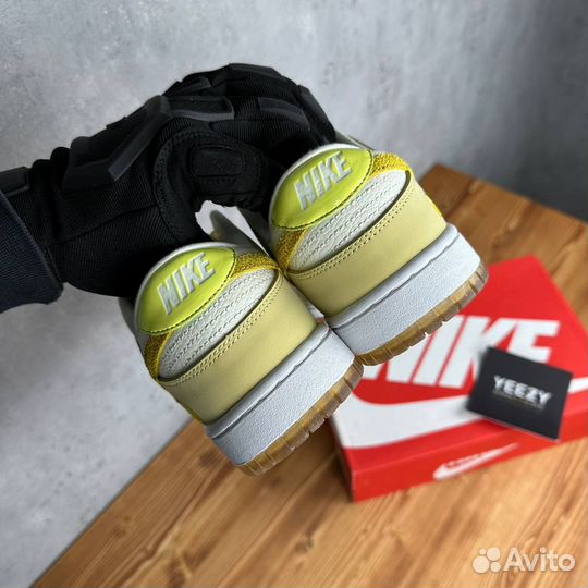 Кроссовки Nike Dunk Low Lemon Drop