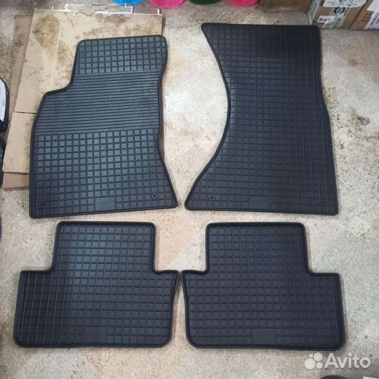 Резиновые коврики Сетка для Audi A4 (B8) 2007-2015