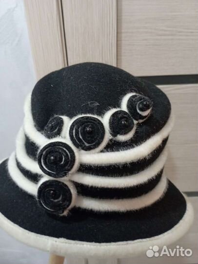 Шляпа фетровая женская