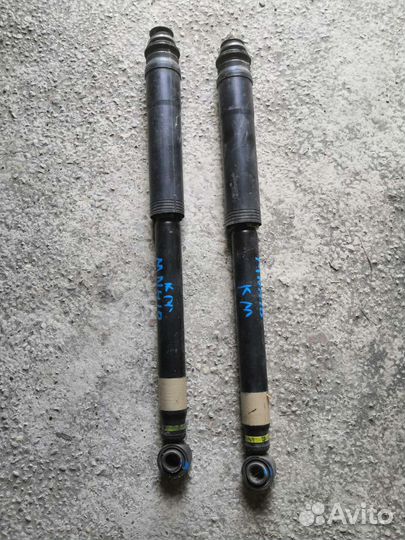 Задние амортизаторы