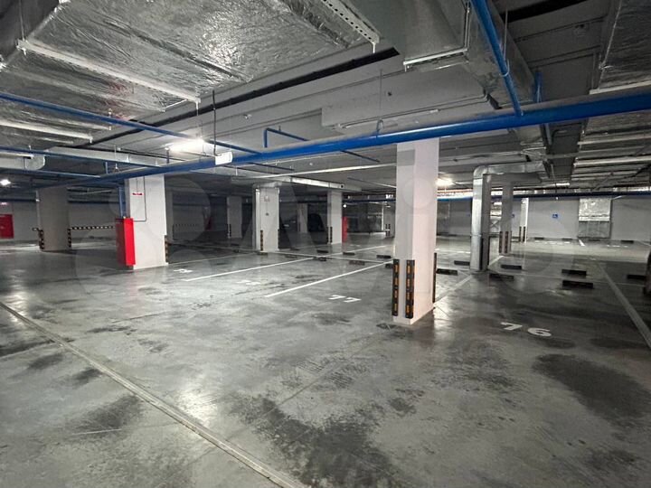 Машиноместо, 14 м²
