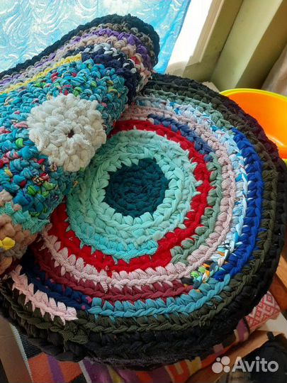 Коврики вязаные