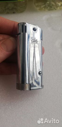 Продаётся зажигалка газовая Ленинград ретро СССР