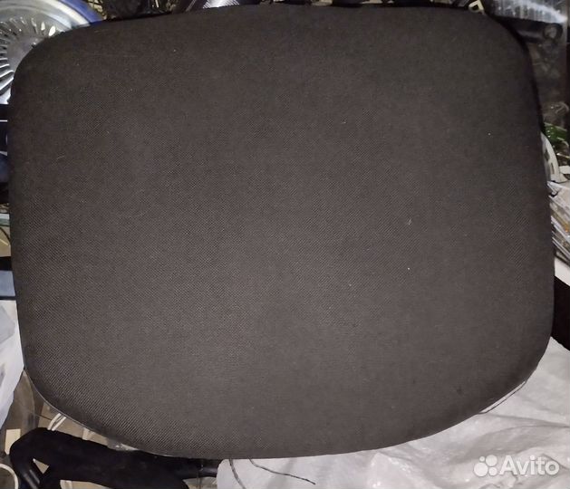 Подлокотники и сиденье кресла