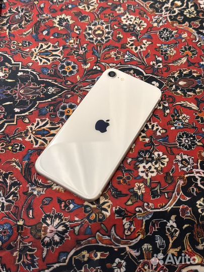 iPhone SE (2022), 256 ГБ