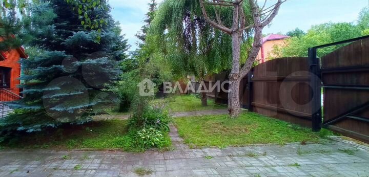 Дом 141 м² на участке 15 сот.