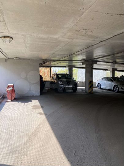 Машиноместо, 17 м²