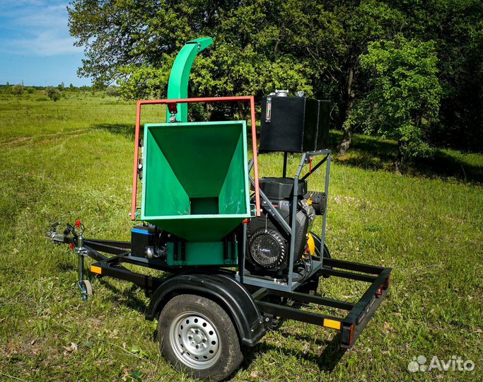 Измельчитель веток и древесных отходов 