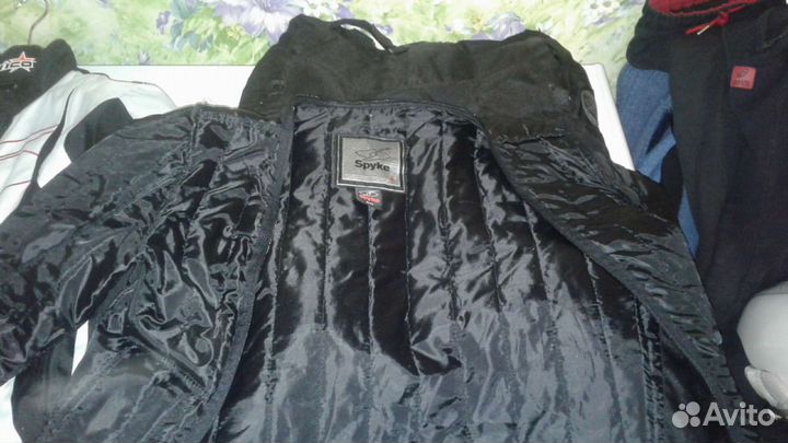 Мотокостюм