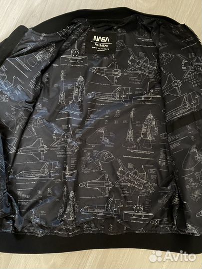 Бомбер nasa Pull&Bear