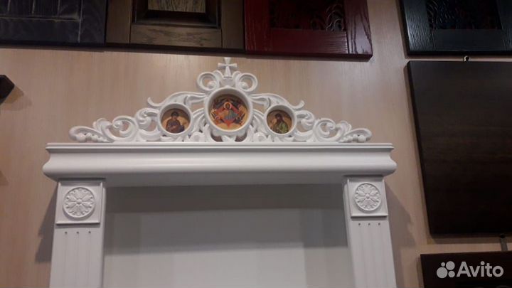 Полка для икон: иконостас