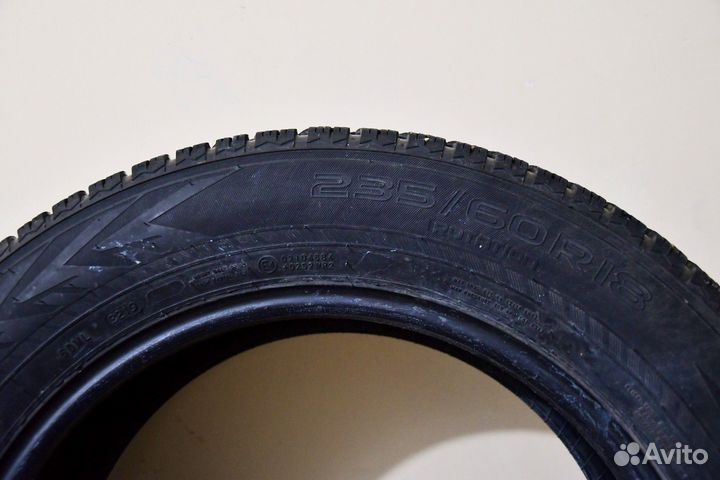 Nokian Tyres WR SUV 4 235/60 R18 107V