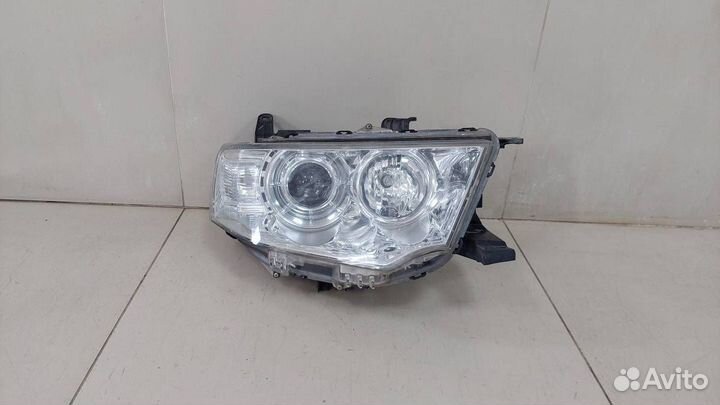 Фара правая Mitsubishi Pajero/Montero Sport KH 200