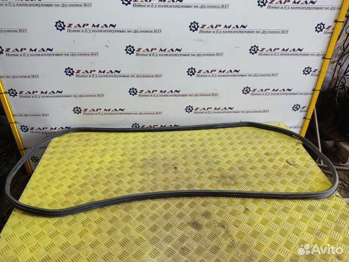 Резинка двери уплотнительная правая Man Tgl Tgm