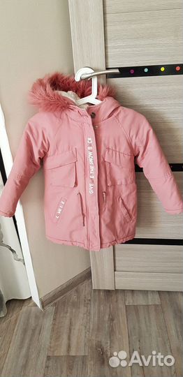 Зимняя куртка для девочки р-р 6А 114-119см