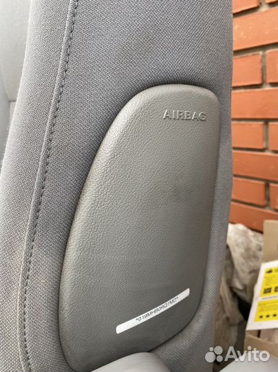 Передние сиденья vw мультиван т5