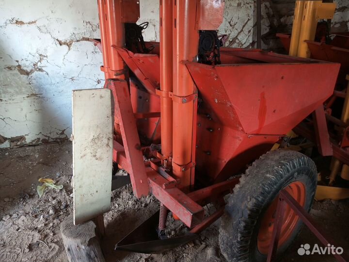 Картофелесажалка Лидсельмаш Л-201, 2010