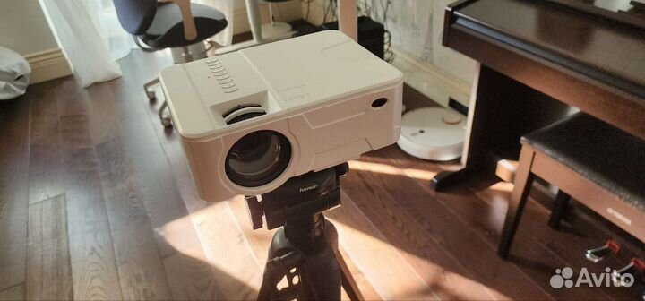 Штатив для фотоаппарата и проектора Hama