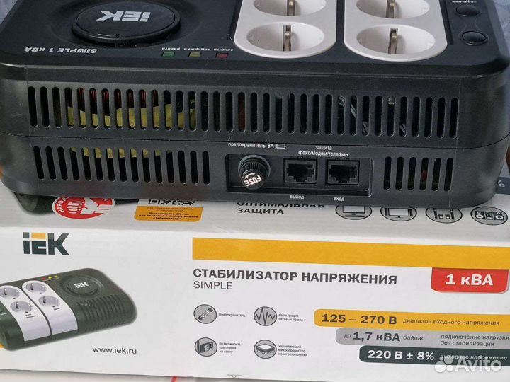 Стабилизатор напряжения IEK Simple 1 ква Новый