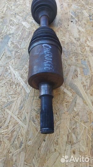 Полуось передняя левая Jeep Cherokee KJ 2006