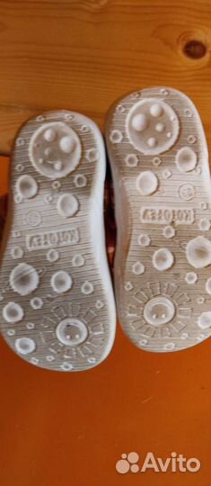 Сандалии 23 р