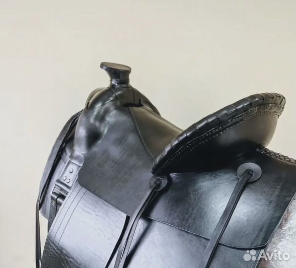 Седло ручной работы