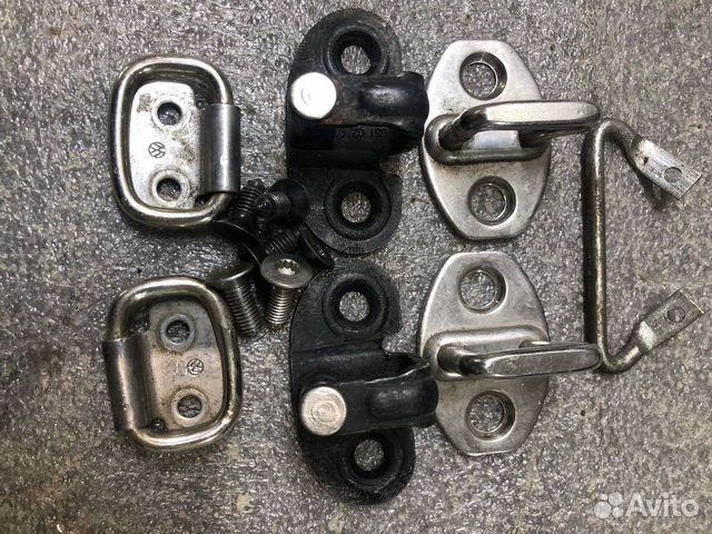 Петли замков двери Volkswagen