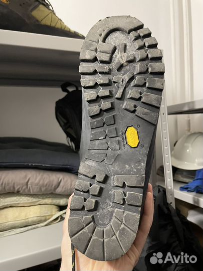 Треккинговые ботинки Lomer