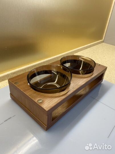 Миска для животных на подставке