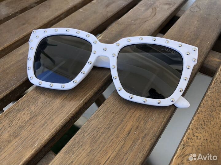 Солнцезащитные очки