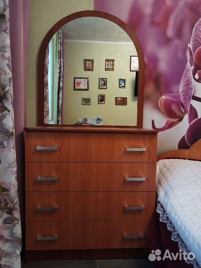 Спальный гарнитур бу