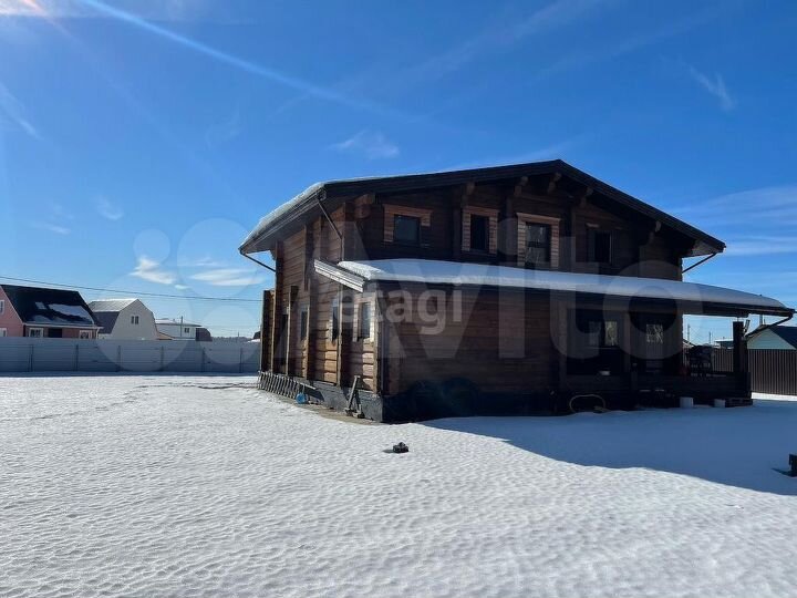 Дом 330 м² на участке 17 сот.