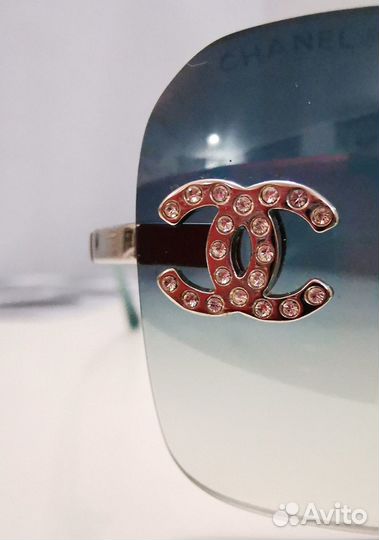 Солнцезащитные очки женские chanel