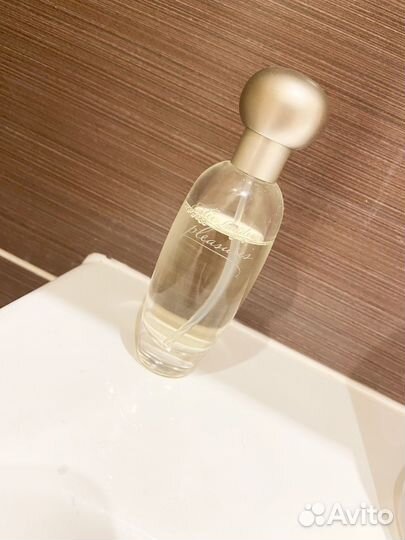 Парфюмерная вода Estee Lauder pleasures