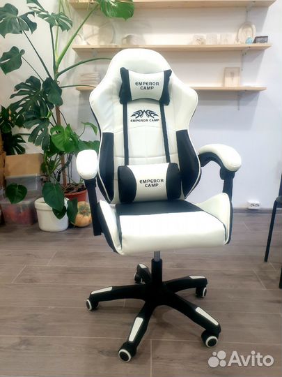 Игровое геймерское кресло Emperor Camp оригинал