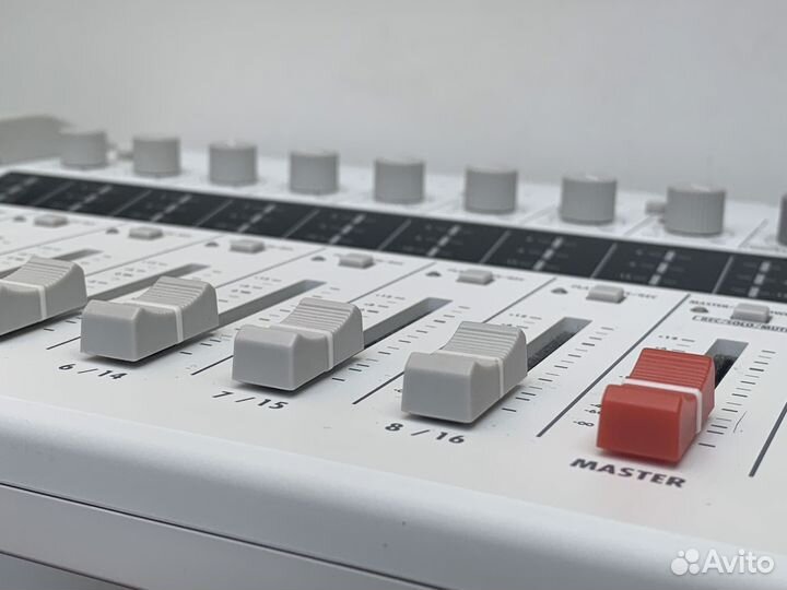 Портастудия Zoom R16