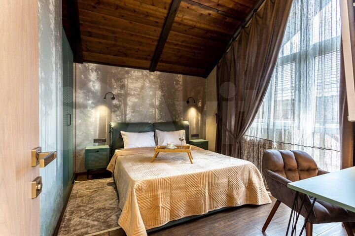 Коттедж 204 м² на участке 2 сот.