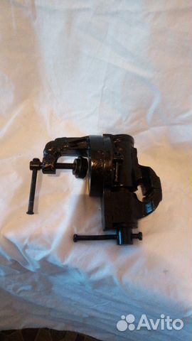 Тиски советские поворотные